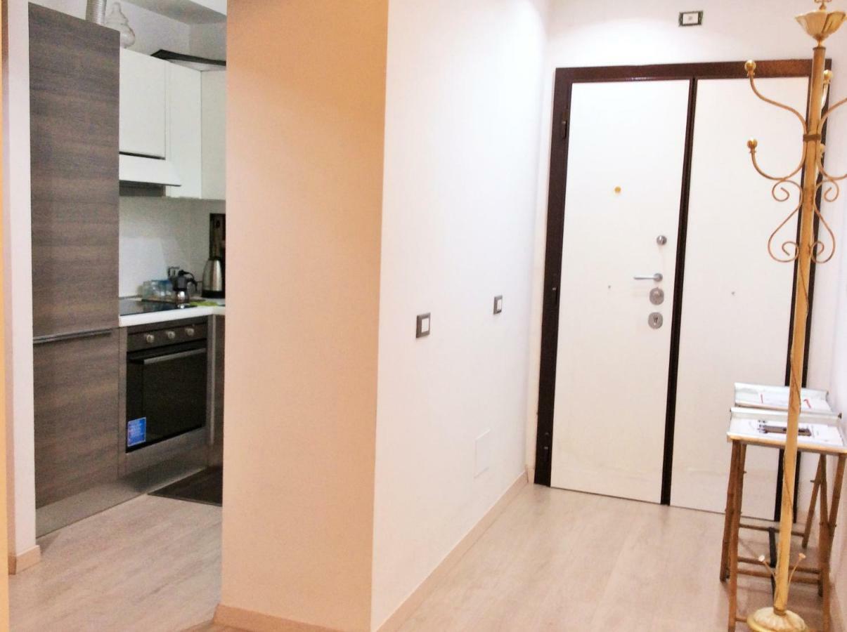 Marconi Flat Apartment โรม ภายนอก รูปภาพ